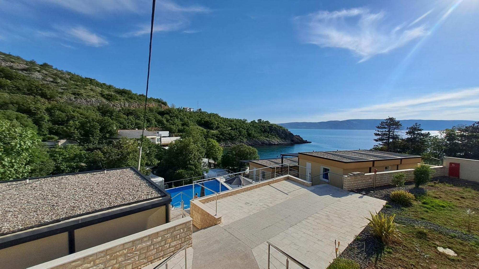 Hotel Boora Glamp Experience & Heated Infinity Pool Senj  Habitación foto