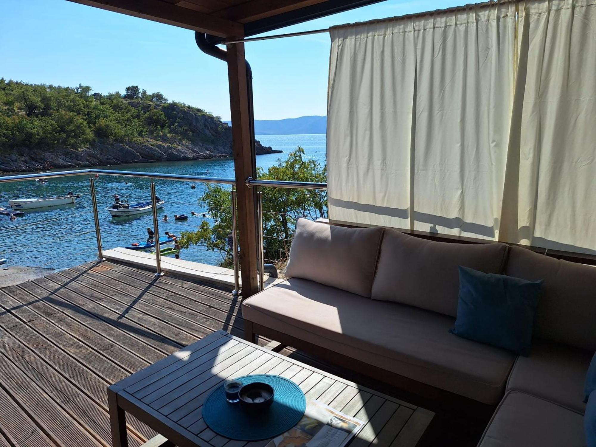 Hotel Boora Glamp Experience & Heated Infinity Pool Senj  Habitación foto